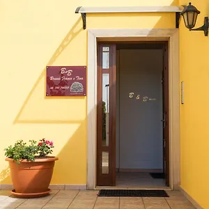 Beb Brusce' Franco E Tina Italië